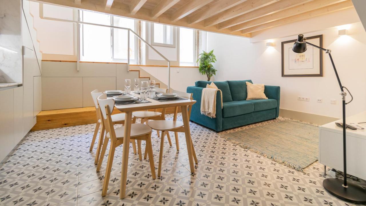 Central Stunning Duplex W/ Patio By Lovelystay 포르투 외부 사진