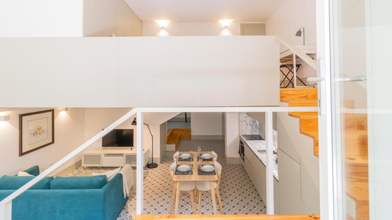 Central Stunning Duplex W/ Patio By Lovelystay 포르투 외부 사진