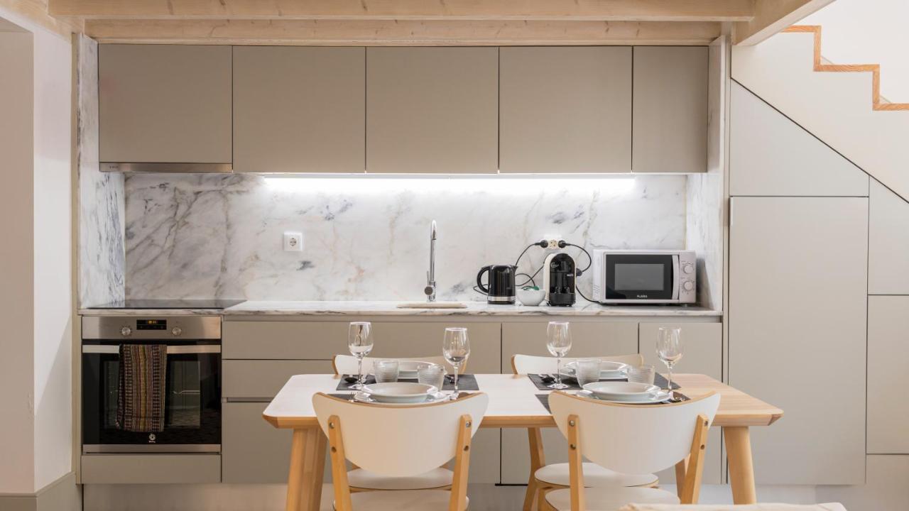 Central Stunning Duplex W/ Patio By Lovelystay 포르투 외부 사진