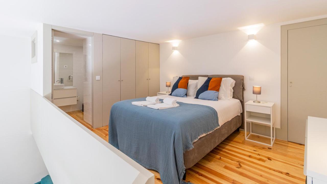 Central Stunning Duplex W/ Patio By Lovelystay 포르투 외부 사진