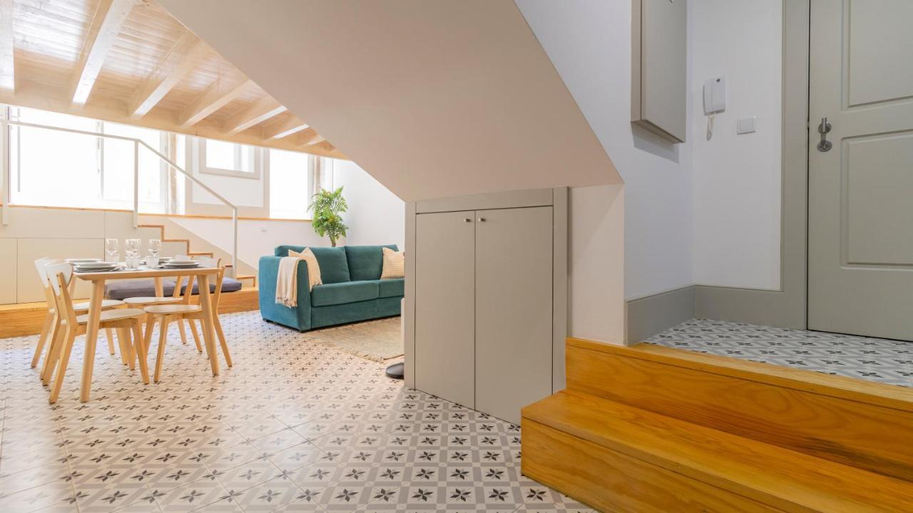 Central Stunning Duplex W/ Patio By Lovelystay 포르투 외부 사진