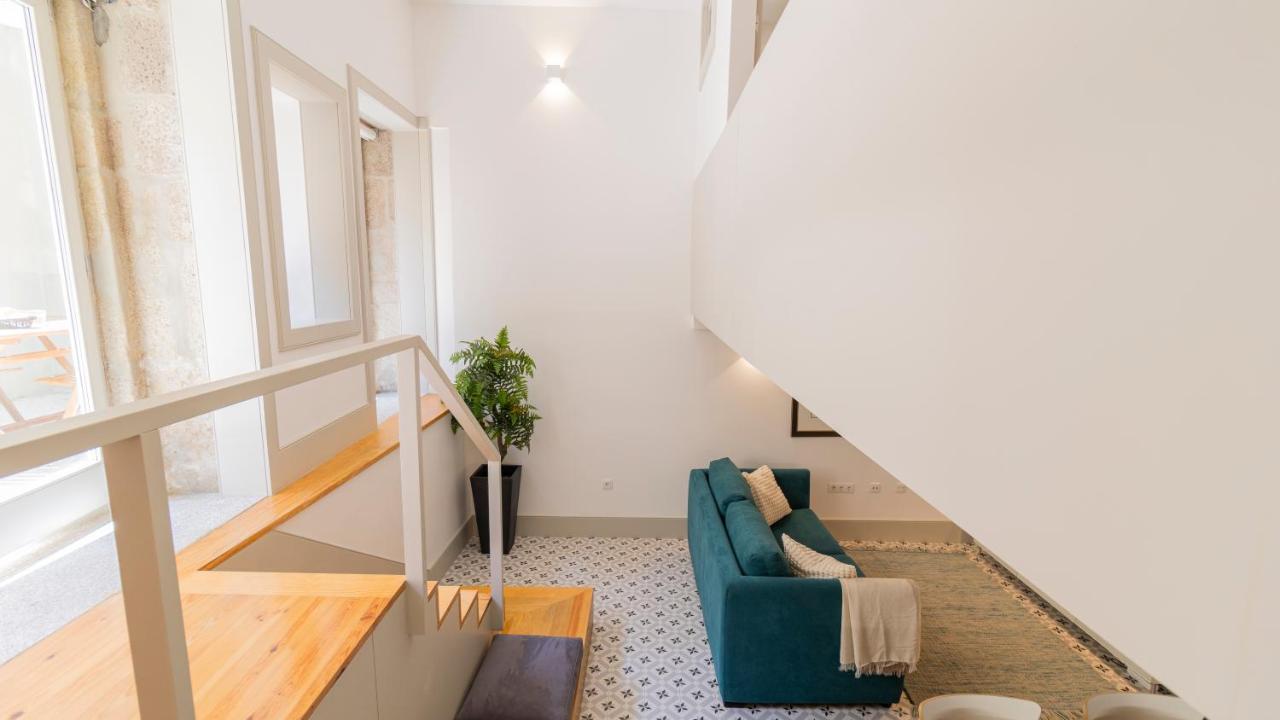 Central Stunning Duplex W/ Patio By Lovelystay 포르투 외부 사진
